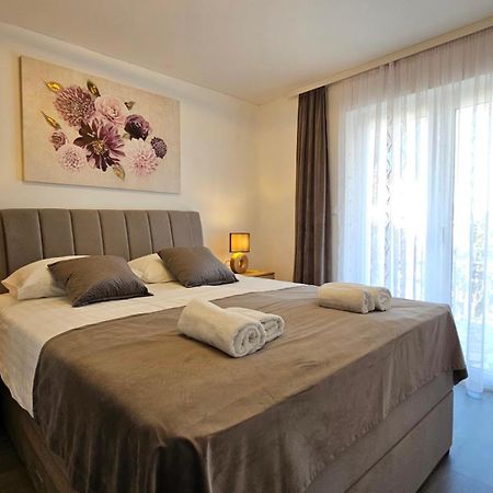 טרוגיר Apartment Zvjezdana מראה חיצוני תמונה