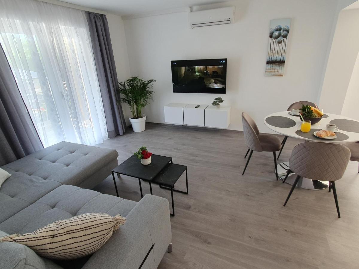 טרוגיר Apartment Zvjezdana מראה חיצוני תמונה