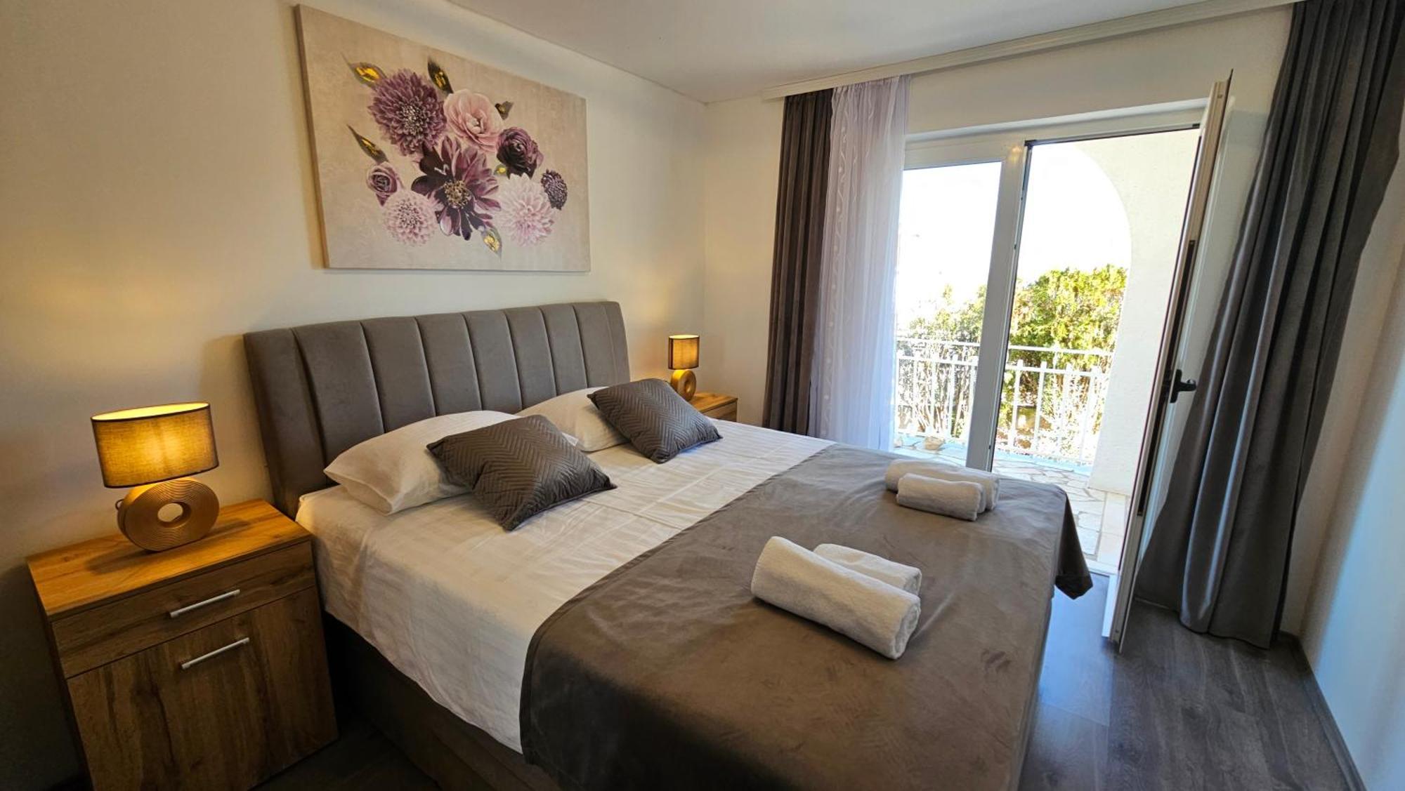 טרוגיר Apartment Zvjezdana מראה חיצוני תמונה